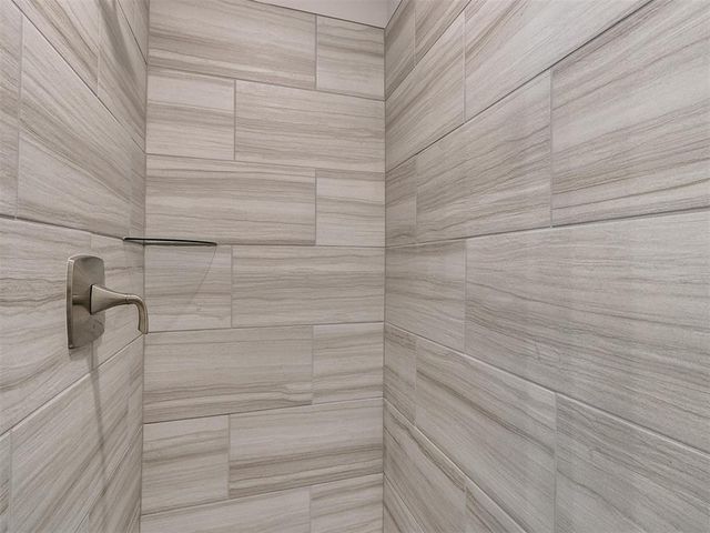 3901 Abingdon Drive, Norman, OK 73026