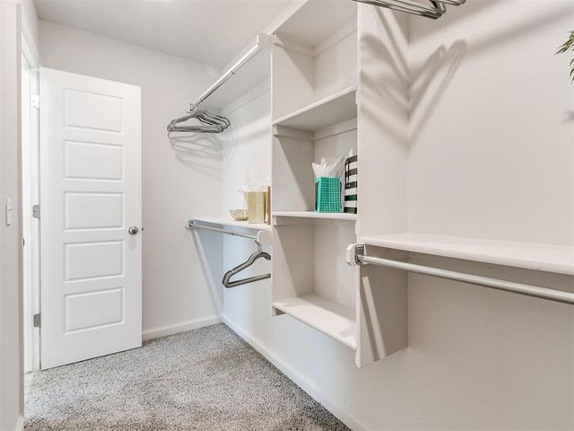 3901 Abingdon Drive, Norman, OK 73026