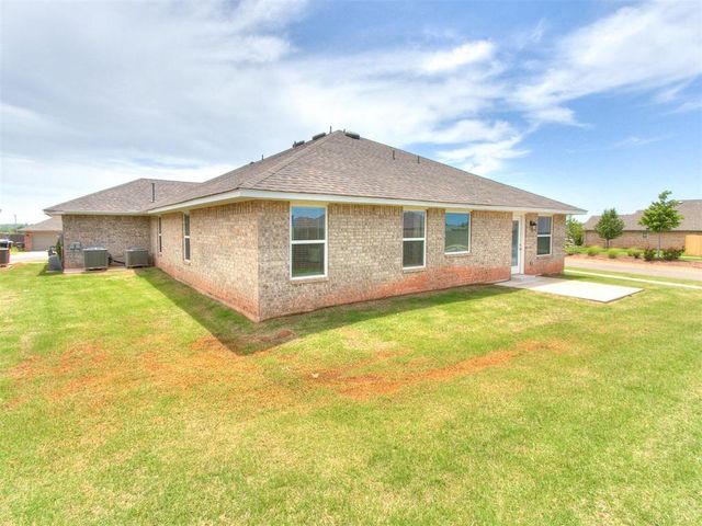 3901 Abingdon Drive, Norman, OK 73026