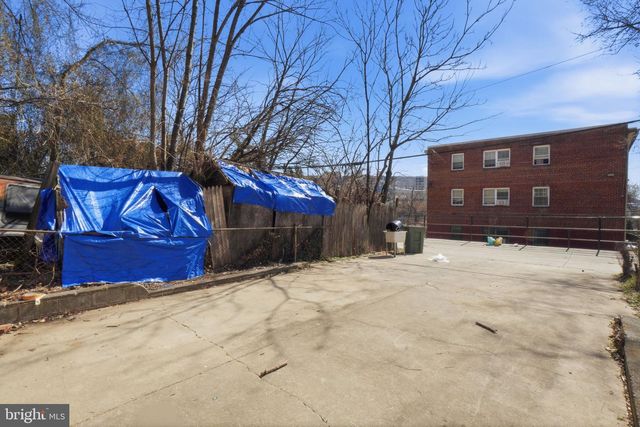 657 BRANDYWINE ST SE, Washington, DC 20032