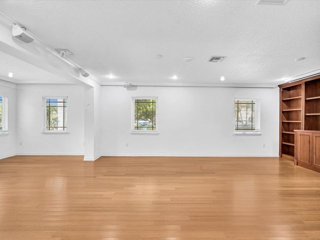 518 N Riverside Drive, Pompano Beach, FL 33062