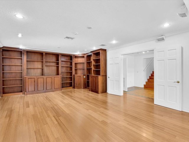 518 N Riverside Drive, Pompano Beach, FL 33062