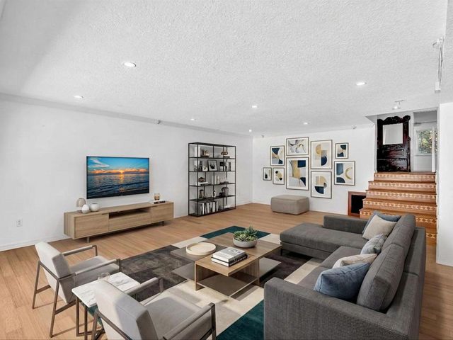 518 N Riverside Drive, Pompano Beach, FL 33062