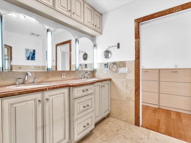 518 N Riverside Drive, Pompano Beach, FL 33062