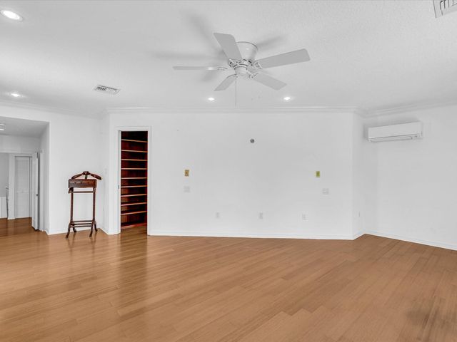 518 N Riverside Drive, Pompano Beach, FL 33062