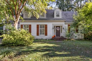 1038 RAINBOW DR, Memphis, TN 38107