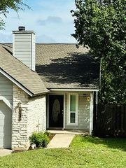 371 Fantail LOOP A, Lakeway, TX 78734