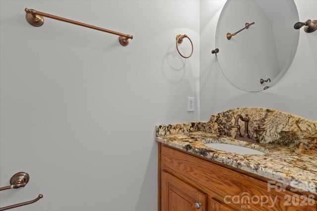 136 Summerchase Lane, Mooresville, NC 28117