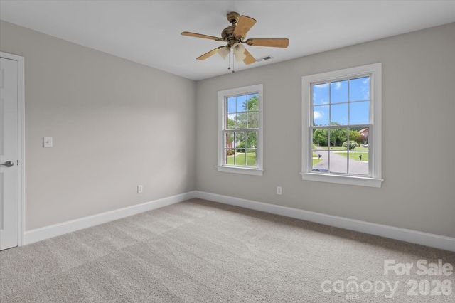 136 Summerchase Lane, Mooresville, NC 28117