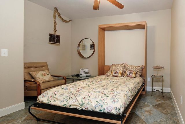 3723 Bayshore Drive, Bacliff, TX 77518