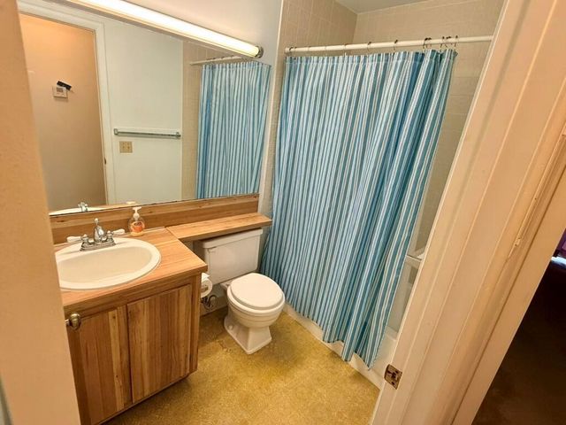 5624 Biscayne Drive, Greenacres, FL 33463