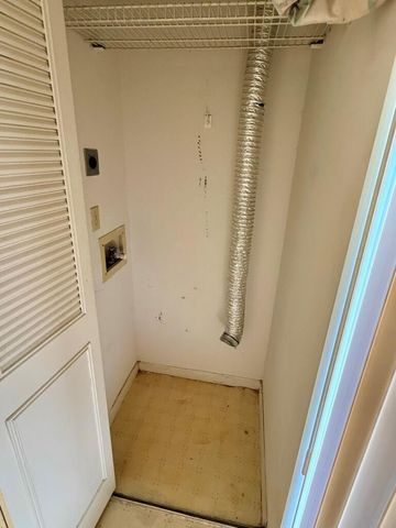 5624 Biscayne Drive, Greenacres, FL 33463