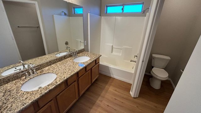 17426 N 47th Street, Phoenix, AZ 85032