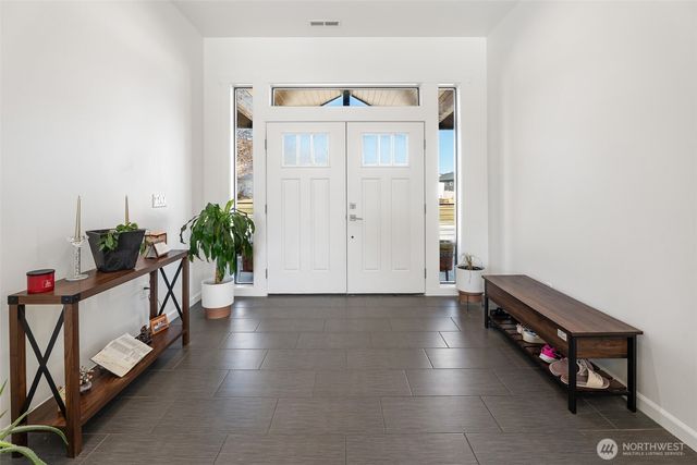 1038 Crest Loop, Entiat, WA 98822