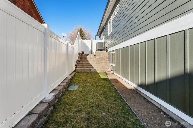 1038 Crest Loop, Entiat, WA 98822