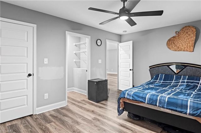 100 Hillside Drive, Thomasville, NC 27360