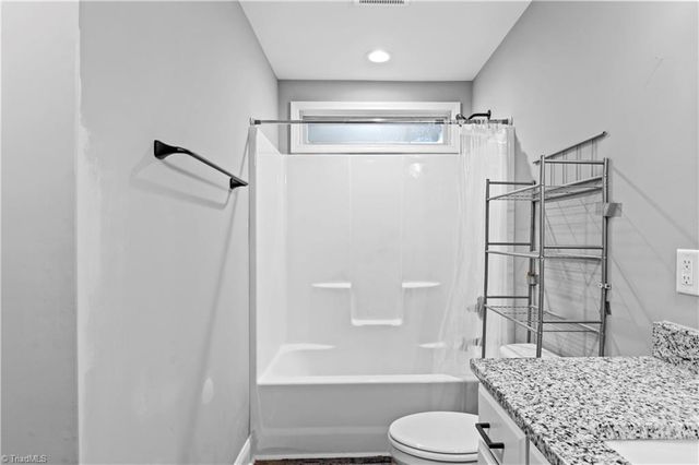 100 Hillside Drive, Thomasville, NC 27360