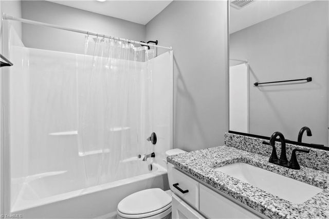 100 Hillside Drive, Thomasville, NC 27360