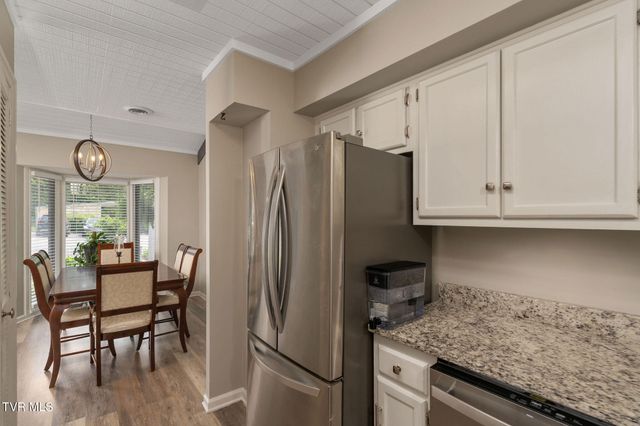 2420 Volunteer Parkway Apt 4, Bristol, TN 37620
