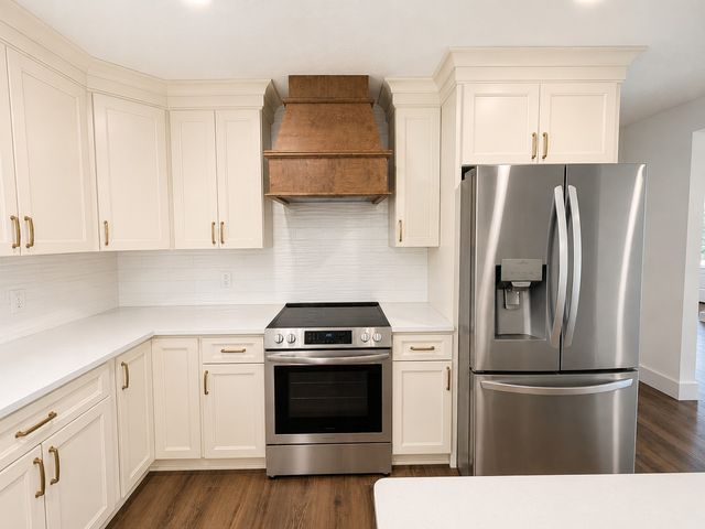 60 Smith Rd, Paris, TN 38242