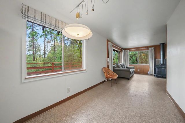 21376 Aqueduct Cir, Pine Grove, CA 95665