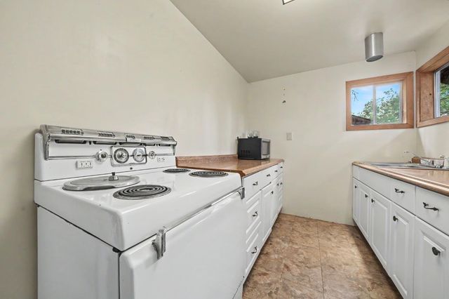 21376 Aqueduct Cir, Pine Grove, CA 95665