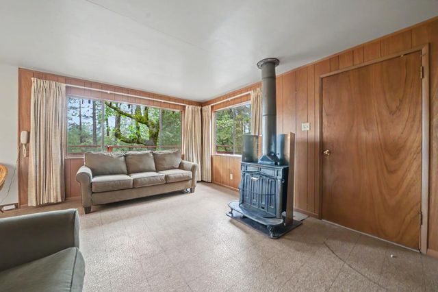 21376 Aqueduct Cir, Pine Grove, CA 95665