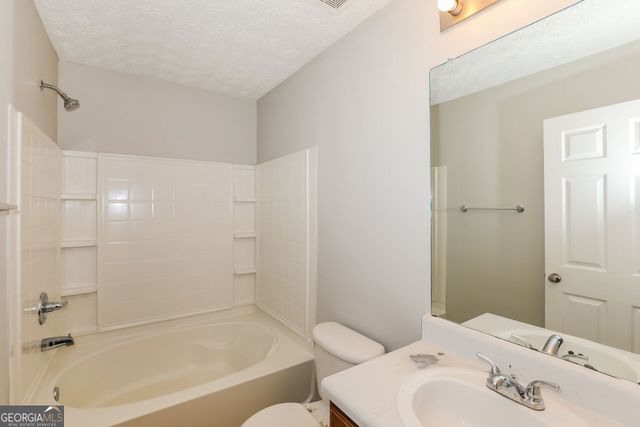 11418 Ashefield Lane, Hampton, GA 30228