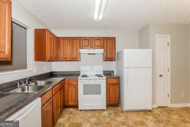 11418 Ashefield Lane, Hampton, GA 30228
