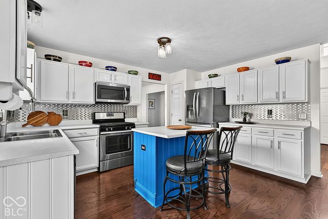 703 Trent Drive, Greenwood, IN 46143