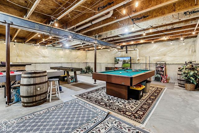 703 Trent Drive, Greenwood, IN 46143