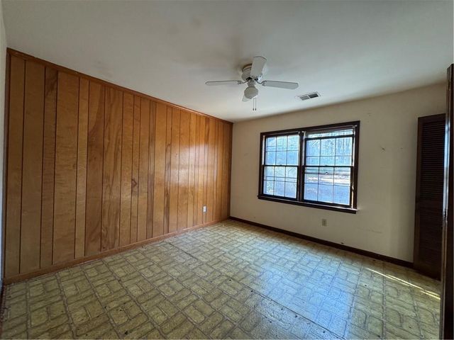 2085 E Piedmont Road, Marietta, GA 30062