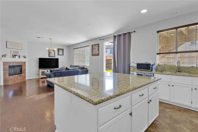 12973 Newport, Hesperia, CA 92344