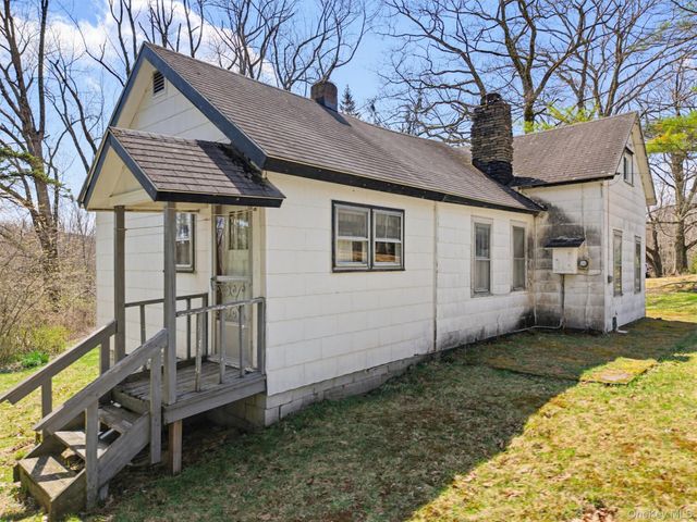 467 Old Hunter Road, Livingston Manor, NY 12758