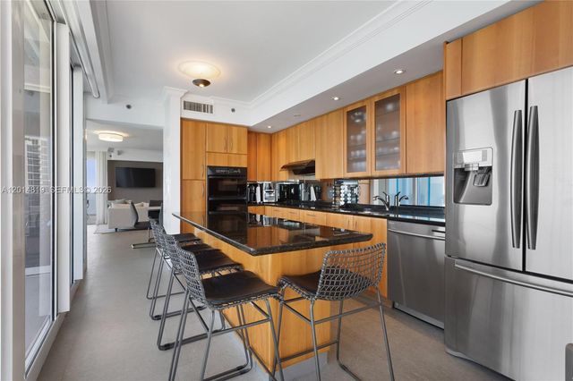 19111 Collins Avenue 1701, Sunny Isles Beach, FL 33160