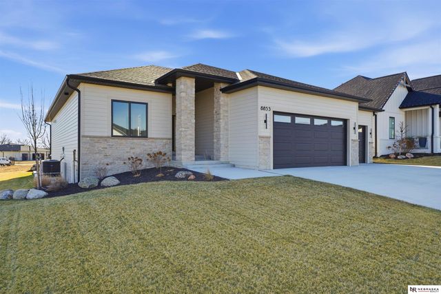 8853 Calamus River Road, Lincoln, NE 68520