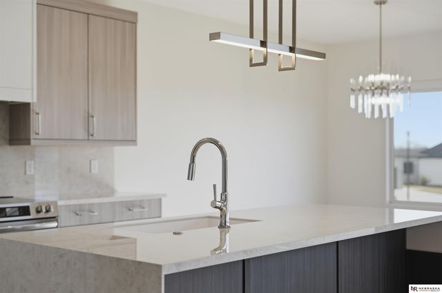 8853 Calamus River Road, Lincoln, NE 68520