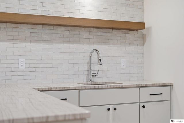 8853 Calamus River Road, Lincoln, NE 68520