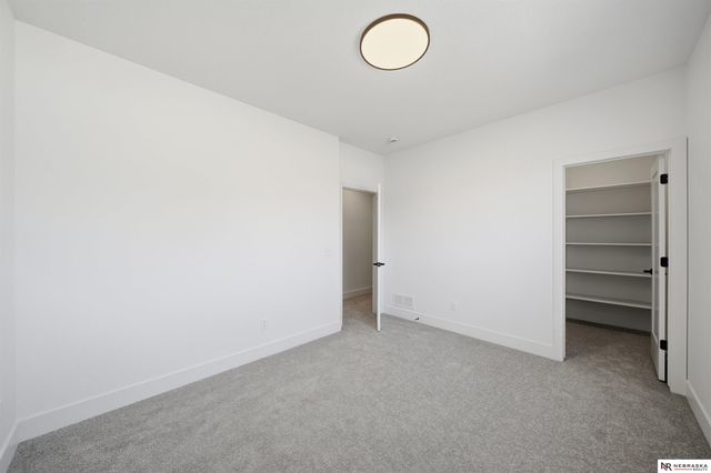 8853 Calamus River Road, Lincoln, NE 68520