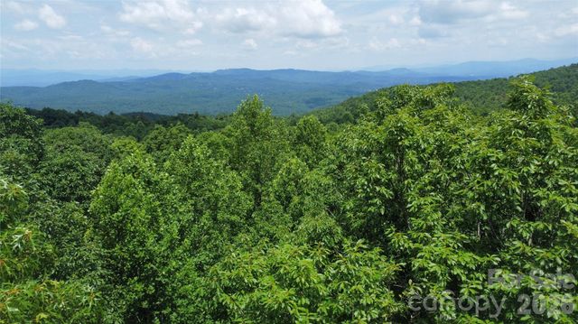 9999 North Pointe Drive 70, Zirconia, NC 28790