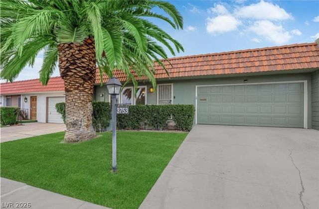 3753 Heritage Avenue, Las Vegas, NV 89121