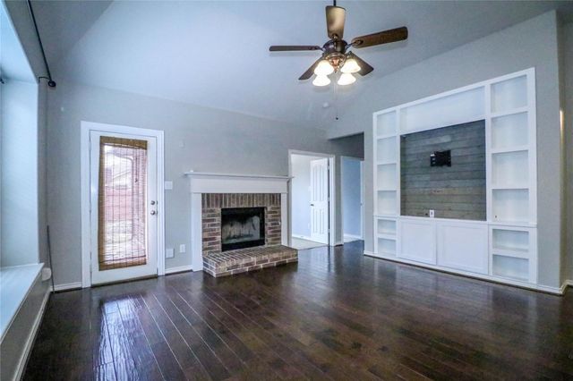 3509 Beekman Drive, Fort Worth, TX 76244
