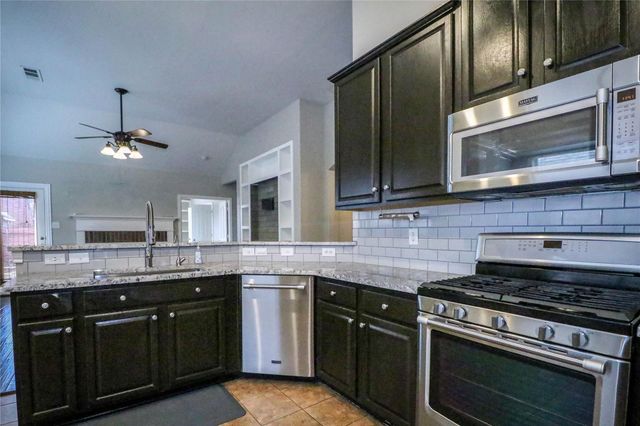 3509 Beekman Drive, Fort Worth, TX 76244