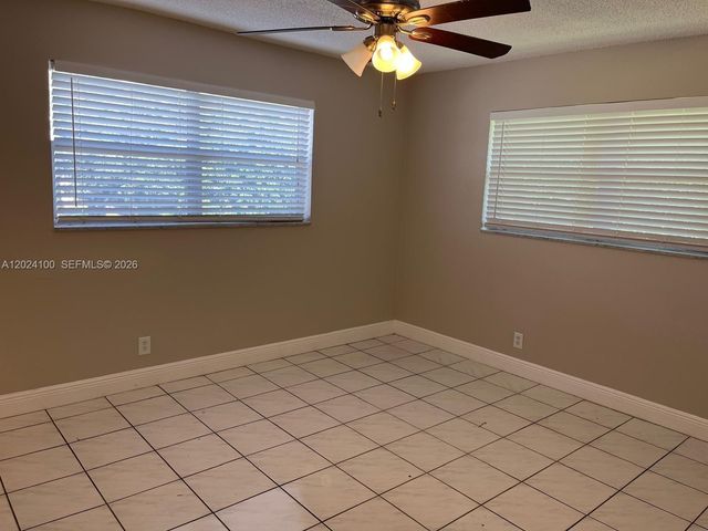 8020 Fairview Dr 301, Tamarac, FL 33321