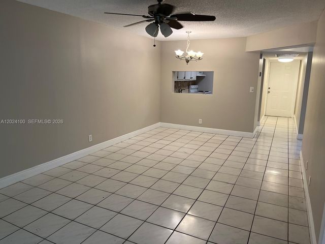 8020 Fairview Dr 301, Tamarac, FL 33321