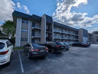 8020 Fairview Dr 301, Tamarac, FL 33321