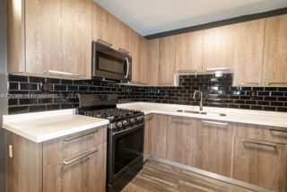 733 85th St B, Miami Beach, FL 33141