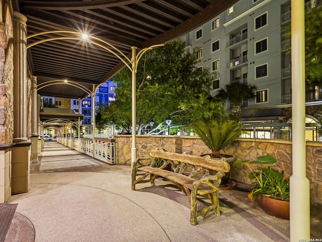 230 Dwyer Ave Unit 904, San Antonio, TX 78204