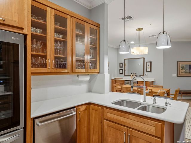 230 Dwyer Ave Unit 904, San Antonio, TX 78204