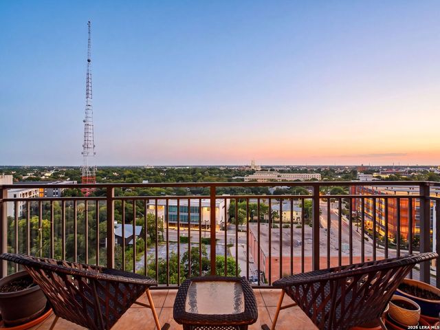 230 Dwyer Ave Unit 904, San Antonio, TX 78204
